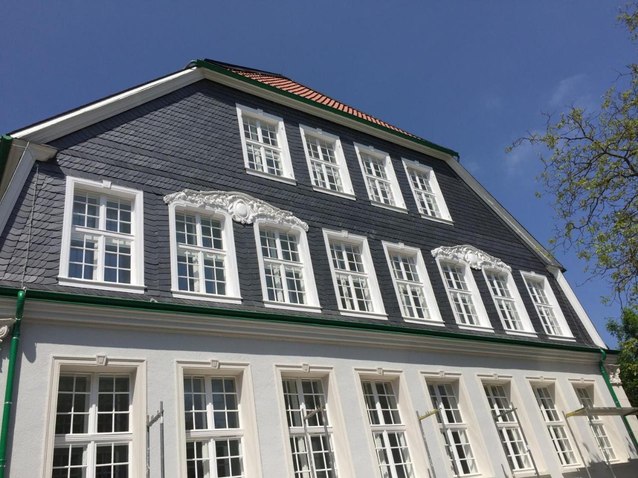 Schulhaus Hotel Швельм Екстер'єр фото